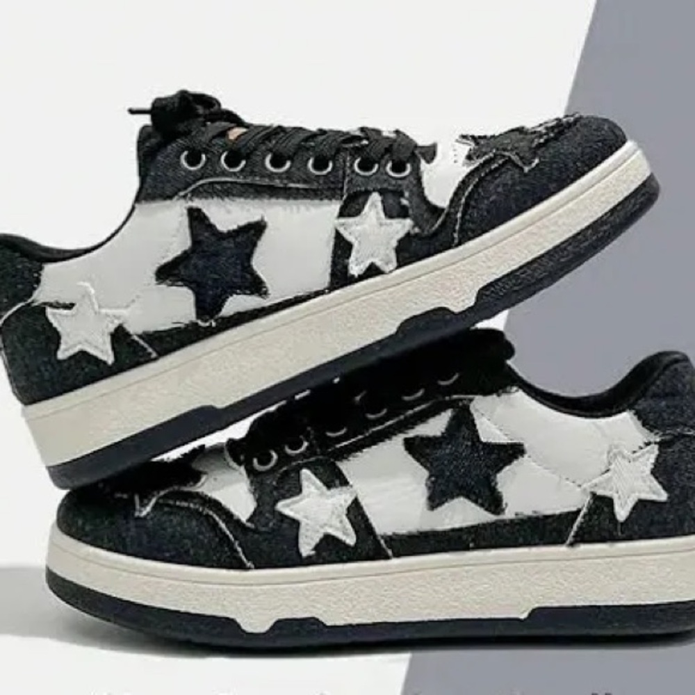 Starry Black and White SHEIN  Sneakers